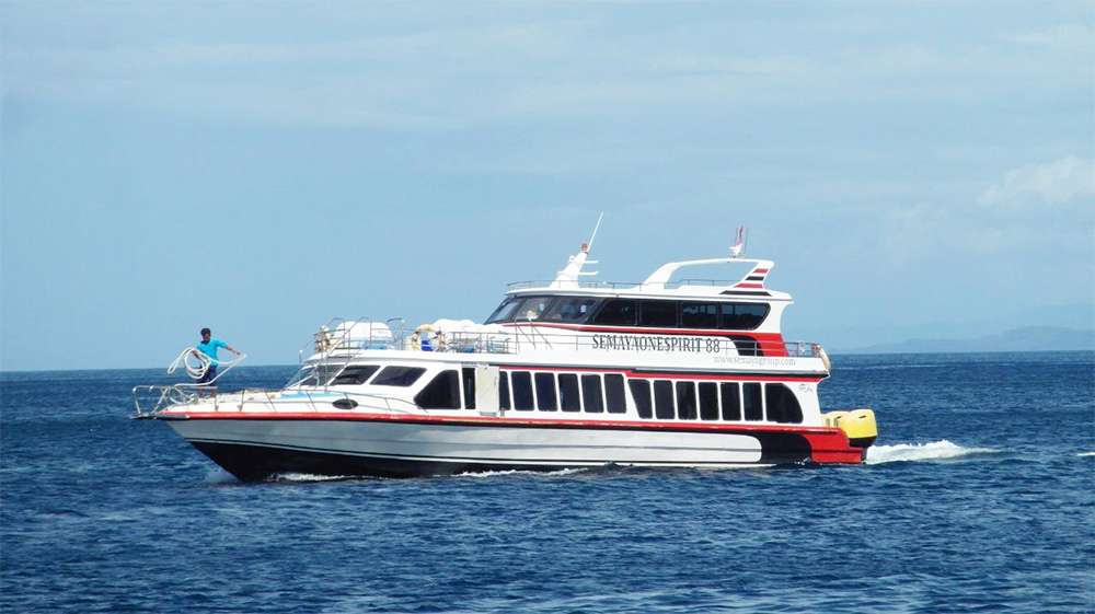 Semaya one fast boat