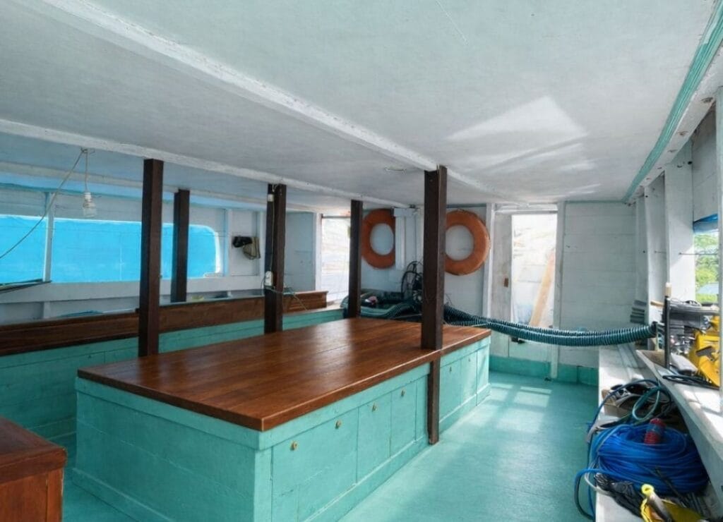 komodo trip from lombok, komodo island tour from lombok, komodo boat trip from lombok, lombok to komodo tour, komodo tour, komodo trip, komodo island tour, komodo cruise from lombok, komodo luxury cruises, komodo luxury cruises from lombok, labuan bajo to lombok, komodo island tour 4 days, komodo tour 3 days, komodo tour 2 days