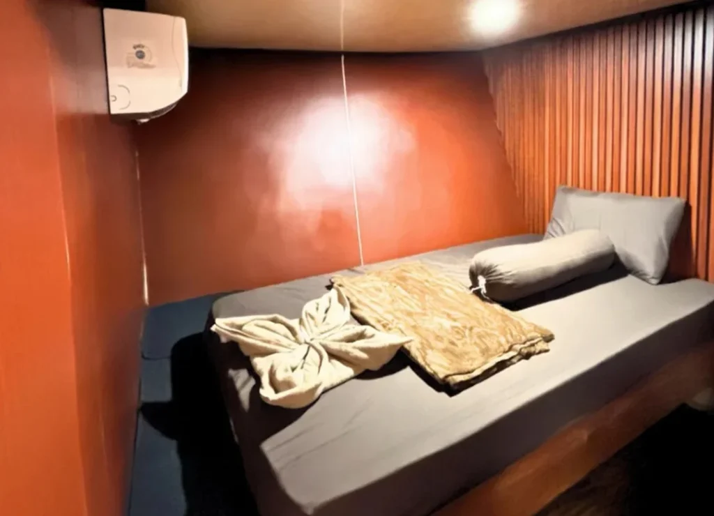 privatedowndeckgeotag